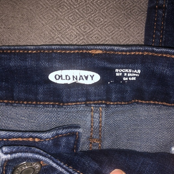 OLD NAVY DENIM ROCKSTAR RIPPED JEANS - Picture 6 of 7